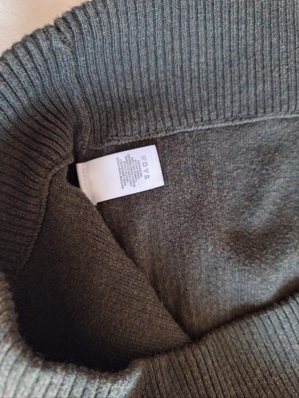 Levi's Men's 100% Cotton Crewneck Sweater Dark Forest Green Ribbed Trim Size XL - Picture 6 of 8